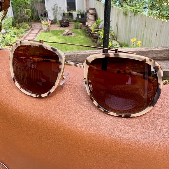 KREWE Matte Oyster 24K Polarized BRETON Sunglasses - Picture 10 of 11